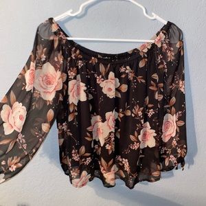 American Eagle off should crop top